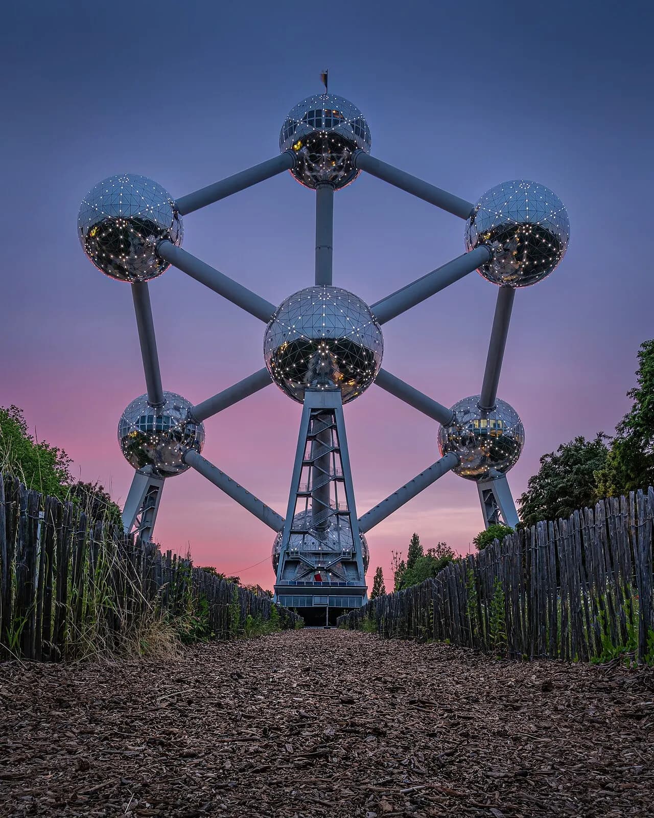 Atomium – Brüssels Wahrzeichen zum Hineingehen